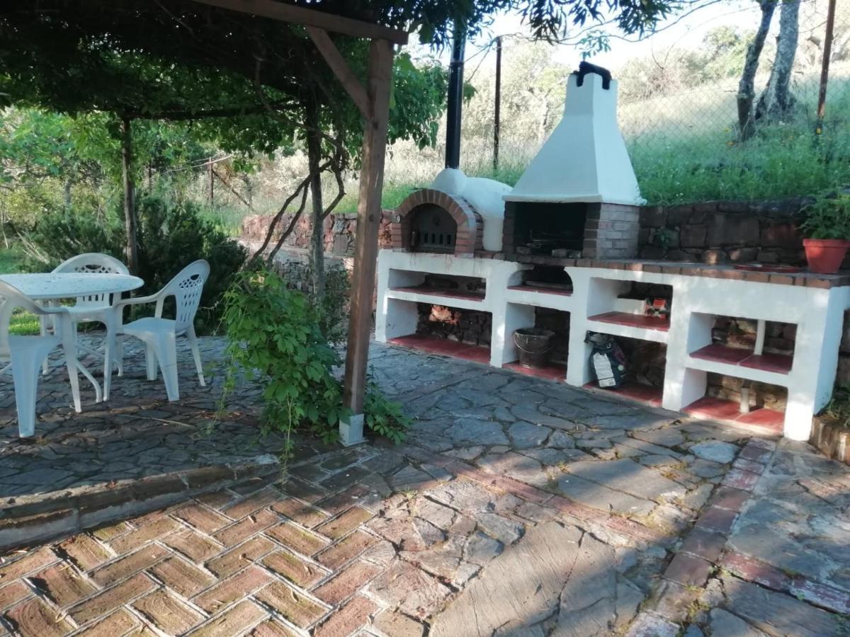 Casa Rural La Vega Cazalla de la Sierra Eksteriør billede